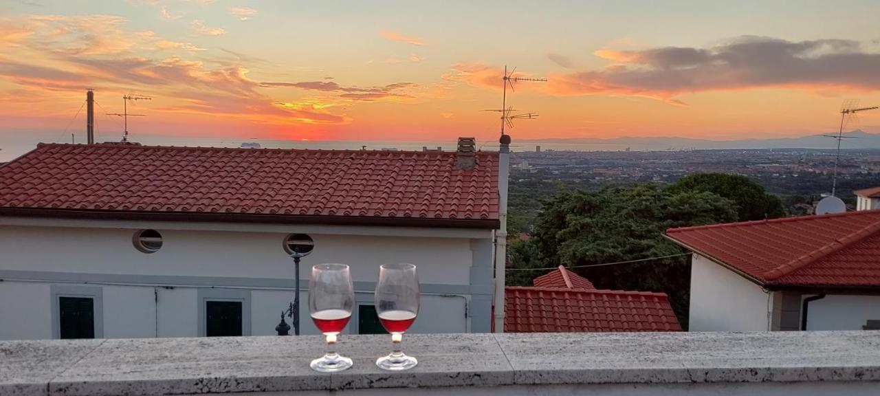 Sea Pearl Villa Livorno Bagian luar foto